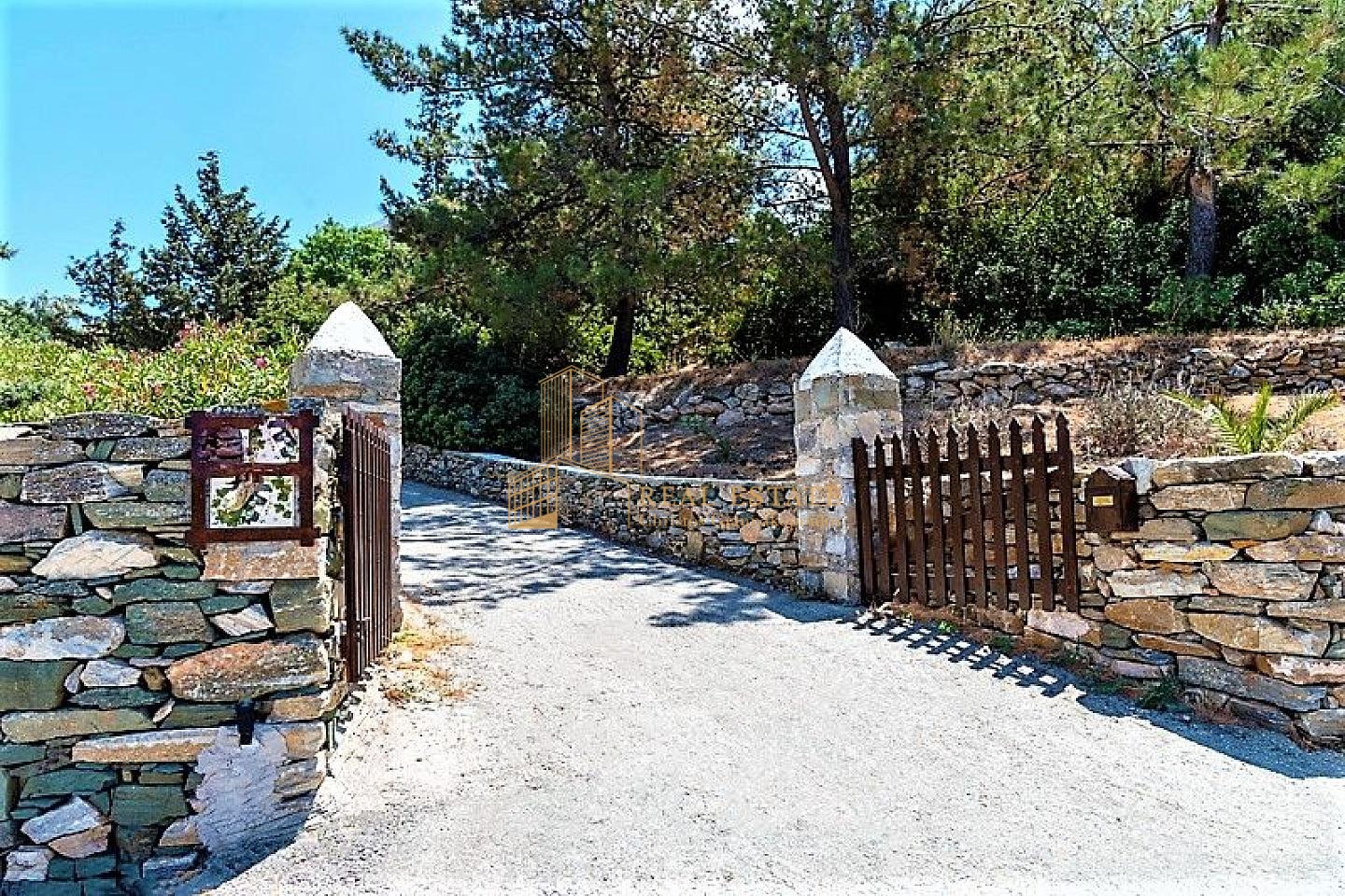 property-img