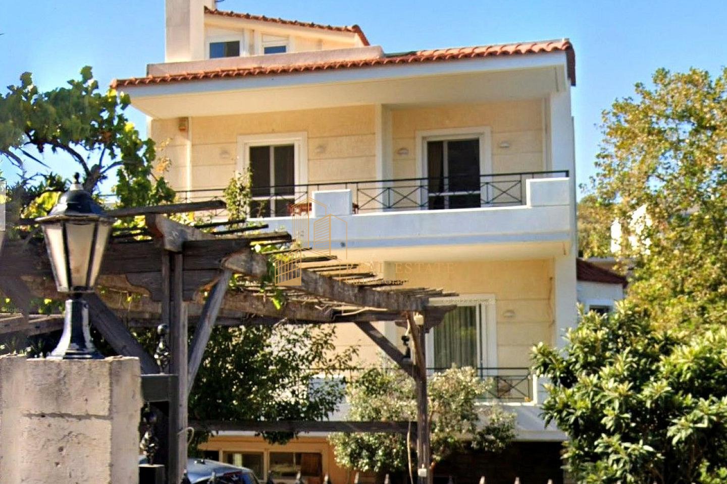 property-img