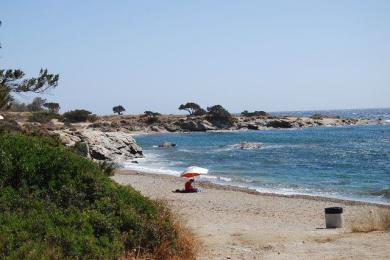 COASTAL LAND PLOT FOR SALE IN ANAVISSOS - THIMARI