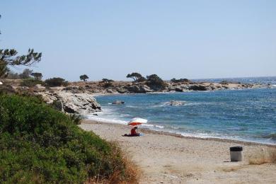 COASTAL LAND PLOT FOR SALE IN ANAVISSOS - THIMARI